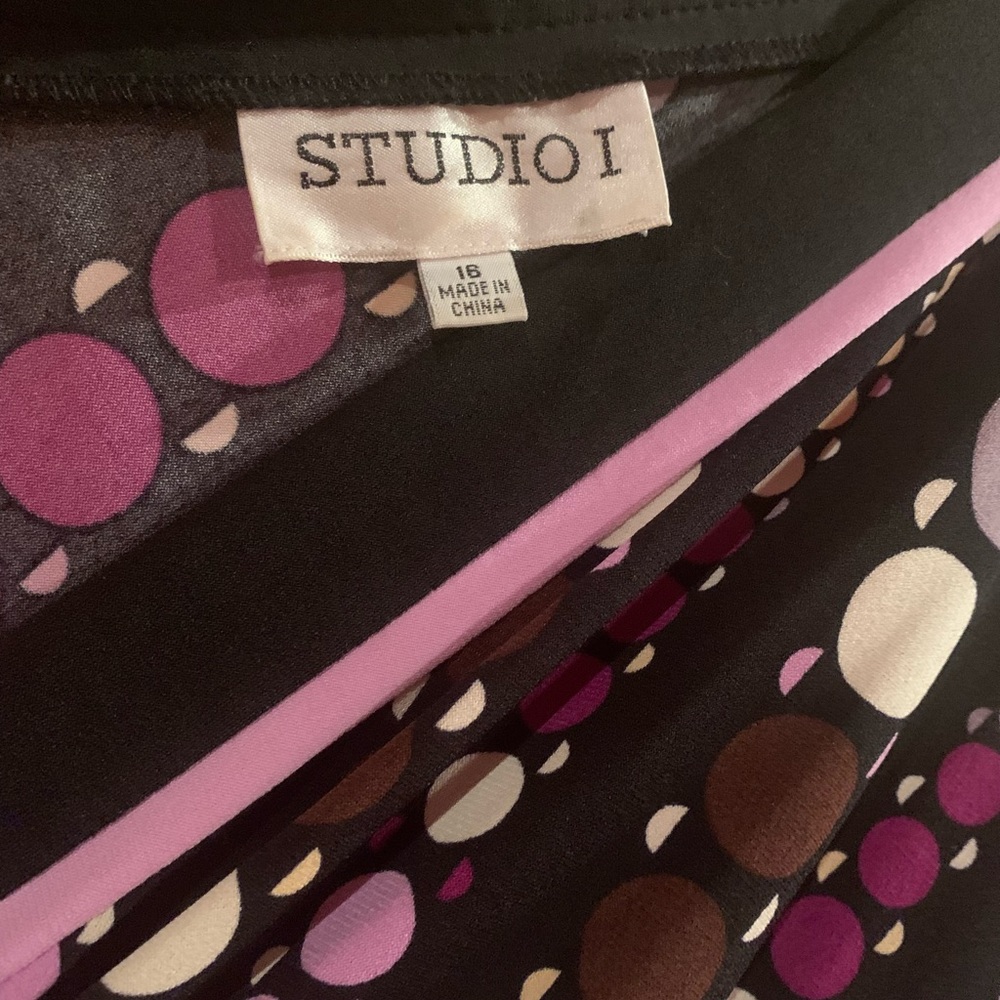 Women’s Studio I Black/Purple V-Neck Dress - Picture 4 of 6